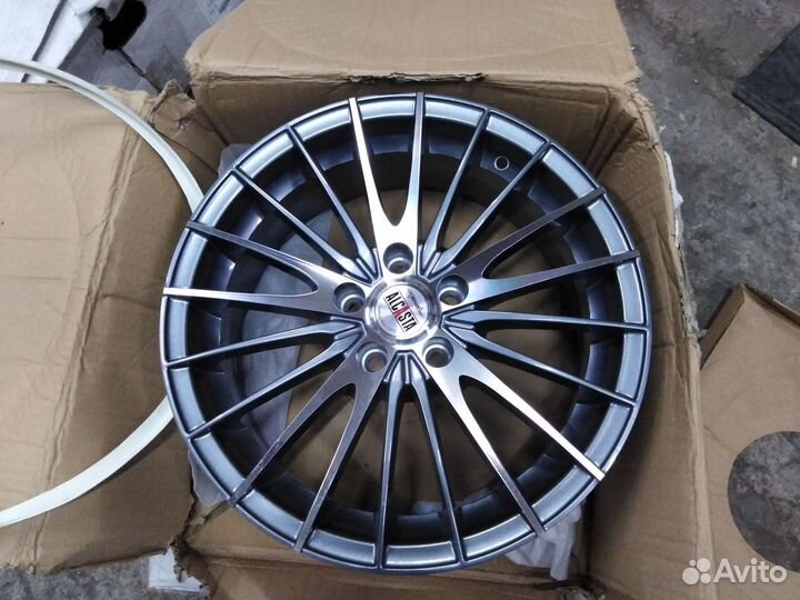 Пара дисков r16 5x100, модель alcasta M02