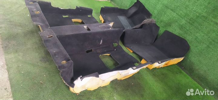 Ковер пола Mercedes Cls350 272.964 2005