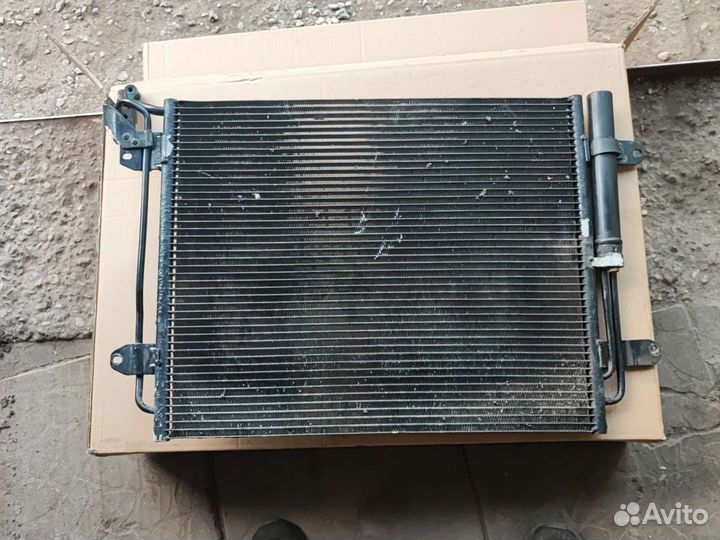 Радиатор кондиционера volkswagen tiguan