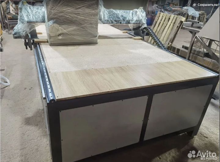 Фрезерный станок по дереву и двп с чпу