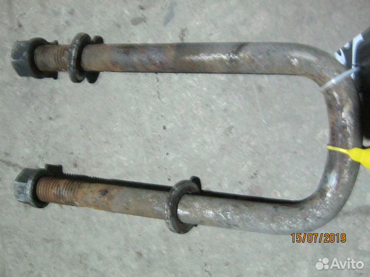 Стремянка кронштейна пневмоподвески(Volvo) 2039902