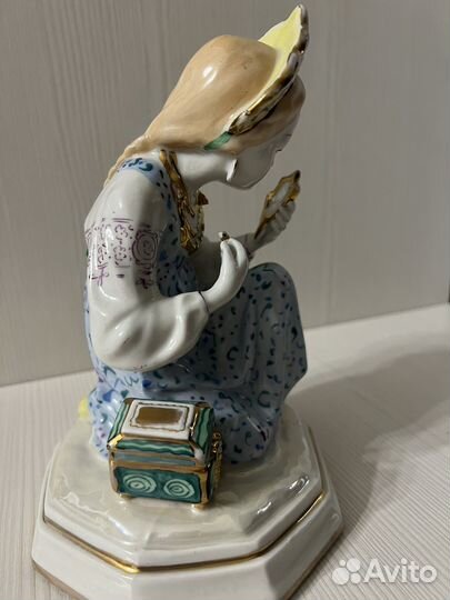 Статуэтка малахитовая шкатулка дулево