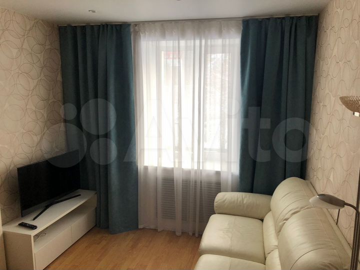 2-к. квартира, 43 м², 2/3 эт.