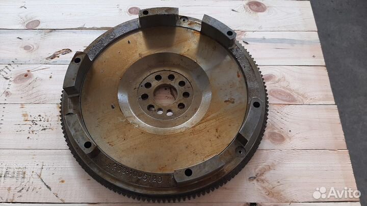 Маховик Д260