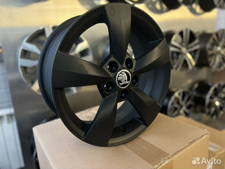 Новые комплект R15 на Skoda Rapid Fabia