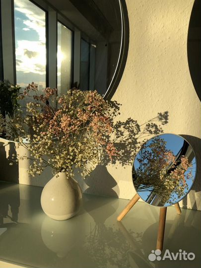 Вакансия мастер бровист