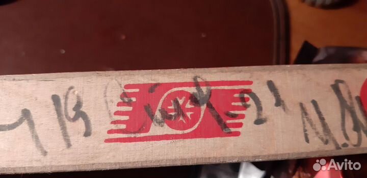 Клюшка с автографами хоккеистов цска 1984 год