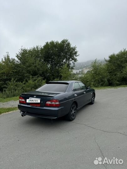 Nissan Laurel 2.5 AT, 2002, 199 900 км