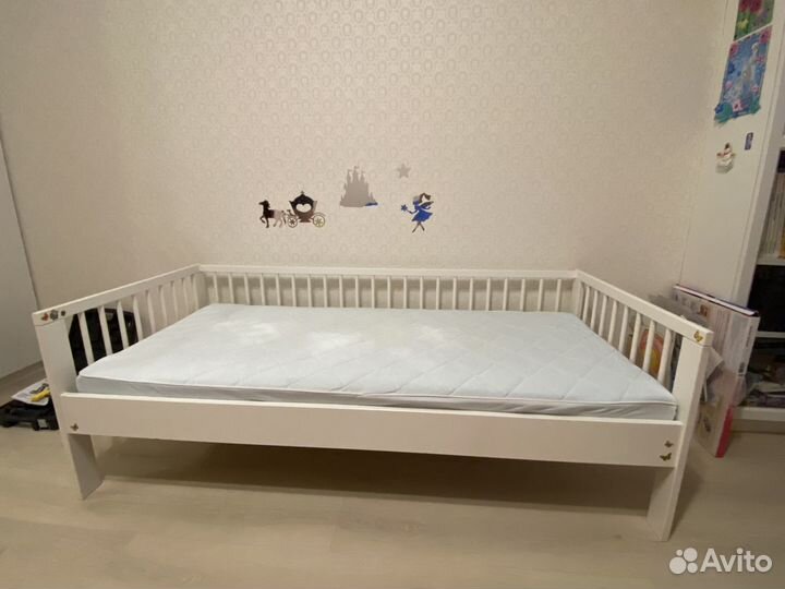 Кровать IKEA + матрас