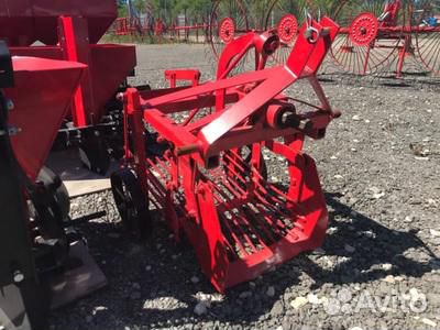 Копатель корнеплодов Завод Акимов ККМ-4, 2023