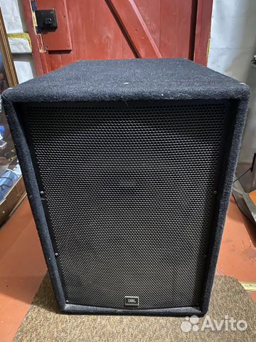 Продам колонку jbl jrx 215