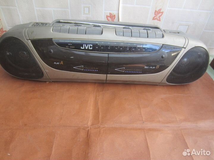 Магнитола JVC RS-W301