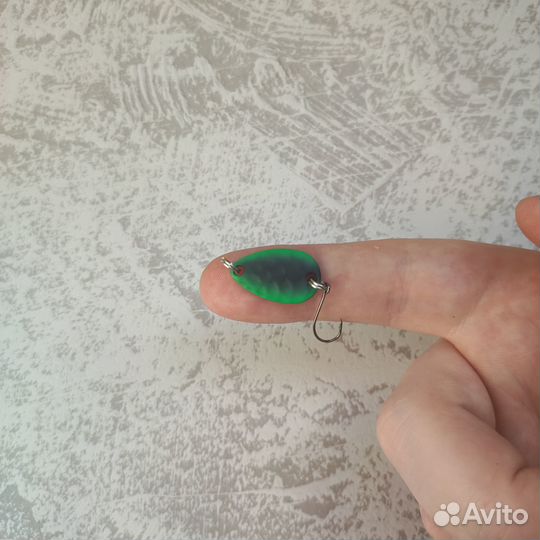 Блесна 2 грамма форель, окунь,голавль