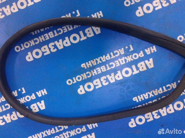 Уплотнительная резинка кузова Citroen Berlingo 2