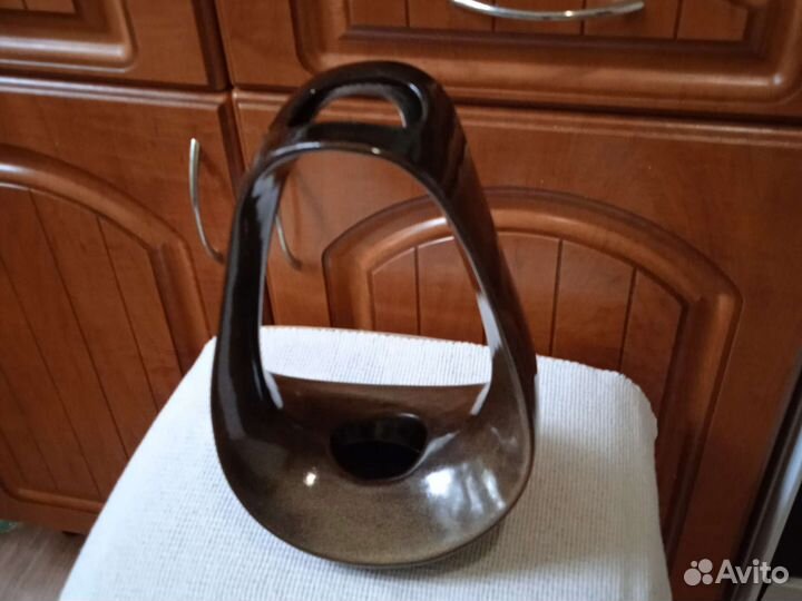 Ваза, рюмки, кружки