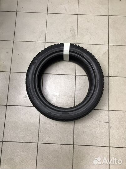 Kumho WinterCraft Ice WI31 205/50 R17