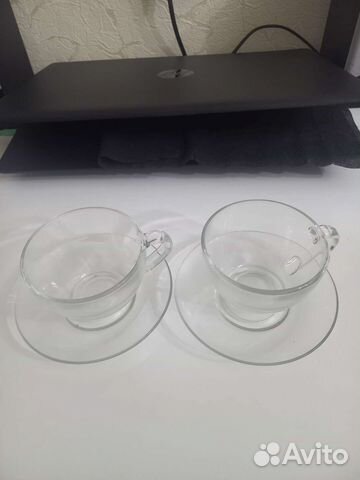 Чайные чашки с блюдцами