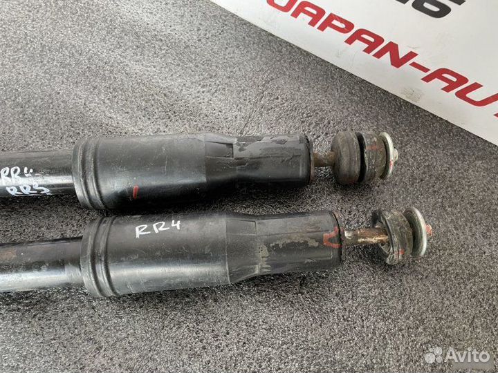 Амортизатор задний Honda Elysion RR1 RR3 RR4 RR5