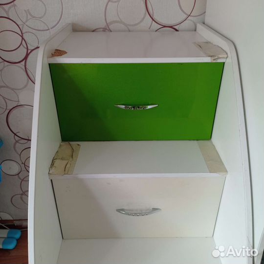 Детская двухъярусная кровать с матрасами