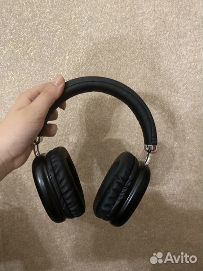 Беспроводные наушники