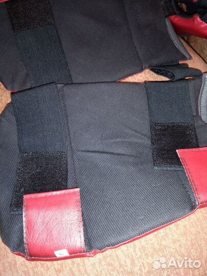 Защита голени и перчатки для каратэ