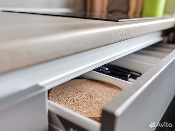 Кухня на заказ Эйуми