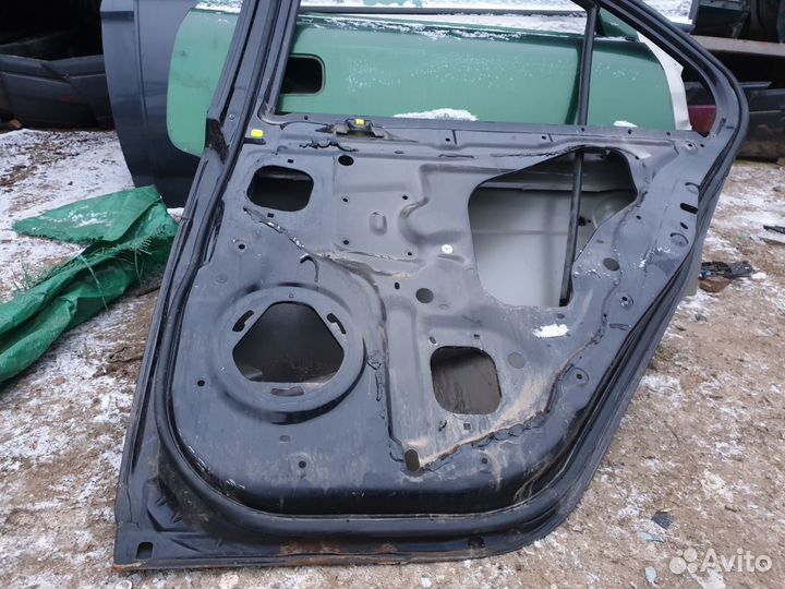 Дверь задняя правая lancer X cy лансер 10 черная х
