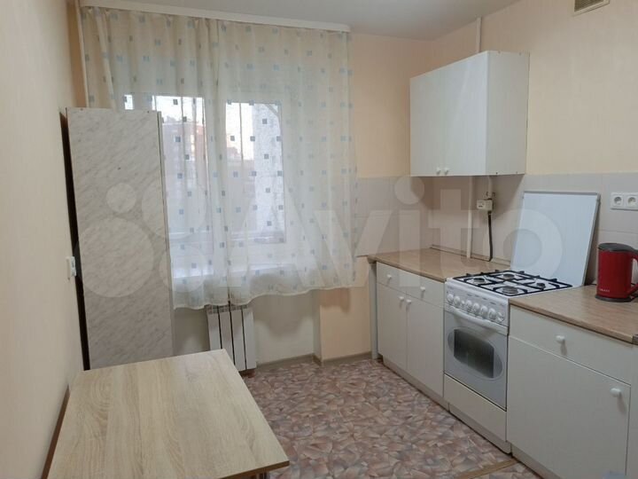 2-к. квартира, 43 м², 6/10 эт.