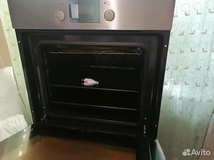 Духовой шкаф Hansa