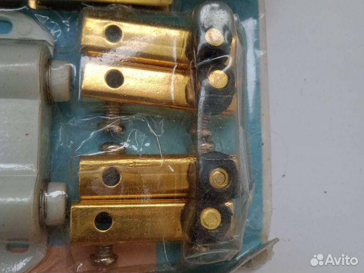 Петля мебельная для стеклянного фасада