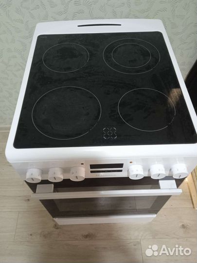 Плита электрическая стеклокерамика hansa fccw58223