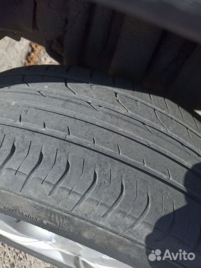 Continental ComfortContact - 5 215/60 R17