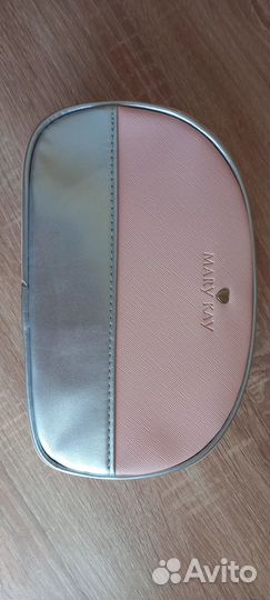 Продам косметичку