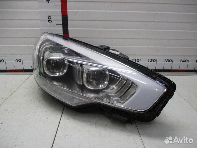 Фара правая Kia Quoris KH