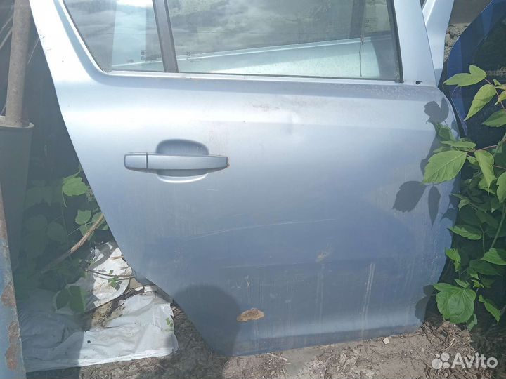 Дверь задняя правая Opel Corsa D