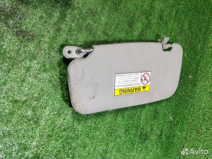 Козырек солнцезащитный передний правый Kia Spectra