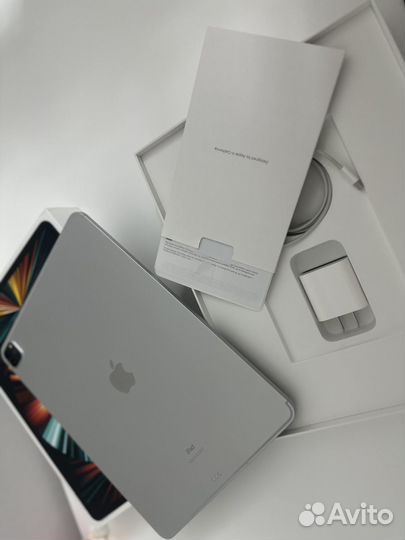 iPad pro 12.9 (5 поколение) 256 gb