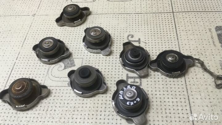 Крышка радиатора охлаждения