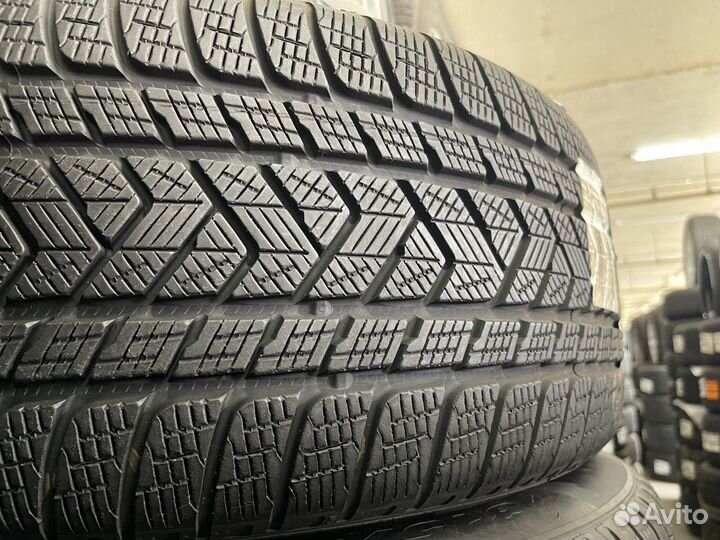 Pirelli Scorpion Winter 275/45 R21 и 315/40 R21 V