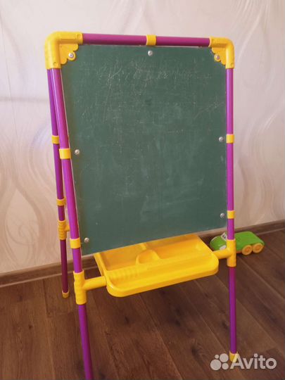 Мольберт детский двухсторонний