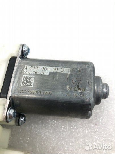 Моторчик стеклоподъемника передний левый