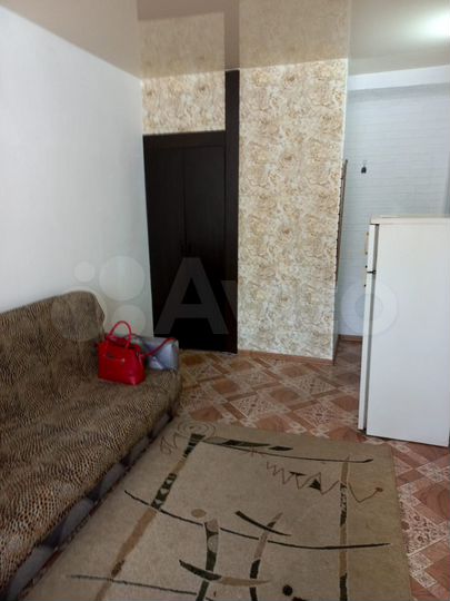 Комната 17 м² в 2-к., 2/5 эт.