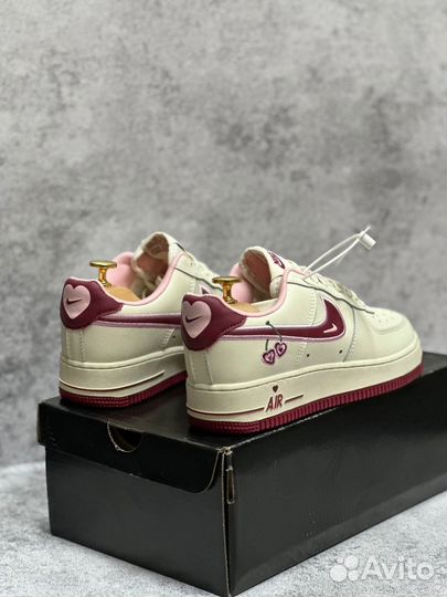 Кроссовки Nike Air Force 1 Valentine’s Day 2023