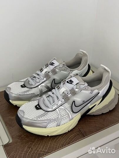 Nike V2K Run оригинал