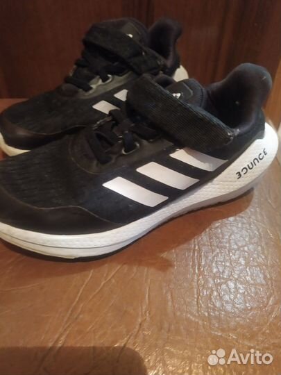 Кросовки детские adidas 31 размер