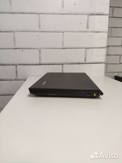 Игровой ноутбук Lenovo i7, 1Gb video