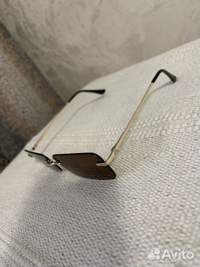 Солнцезащитные очки