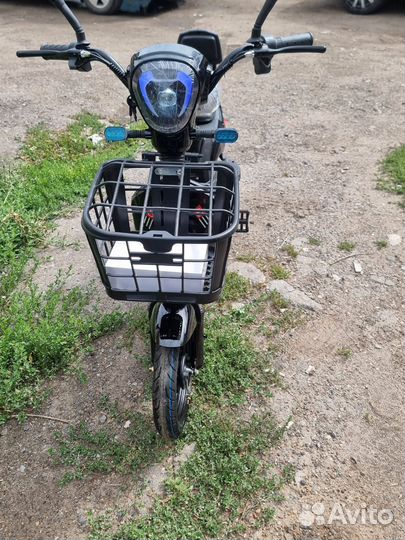 Электровелосипед мопед с педалями 8SK 350W черный