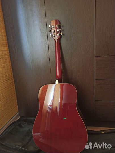 Акустическая гитара zircon