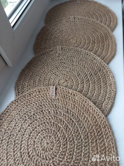 Салфетки из джута. Ручная работа